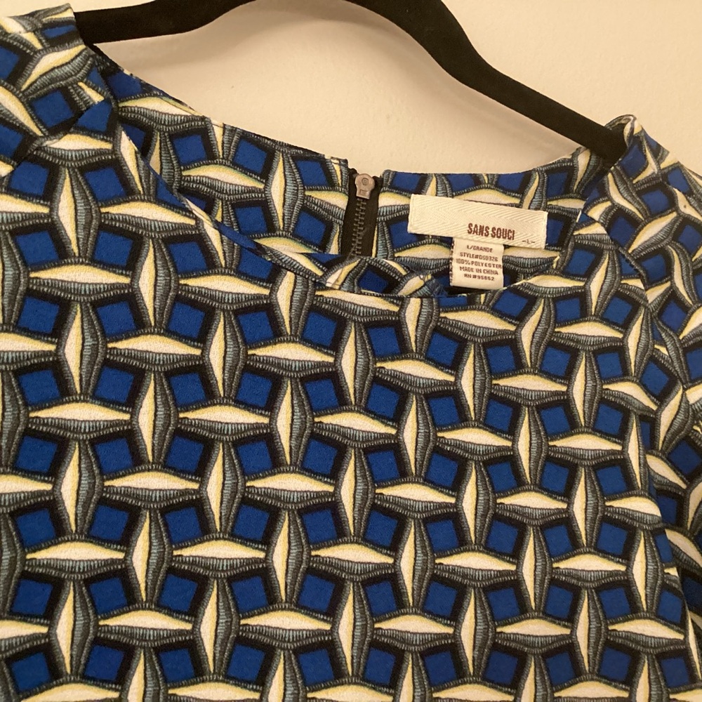 Sans Souci Blue and White Patterned Top